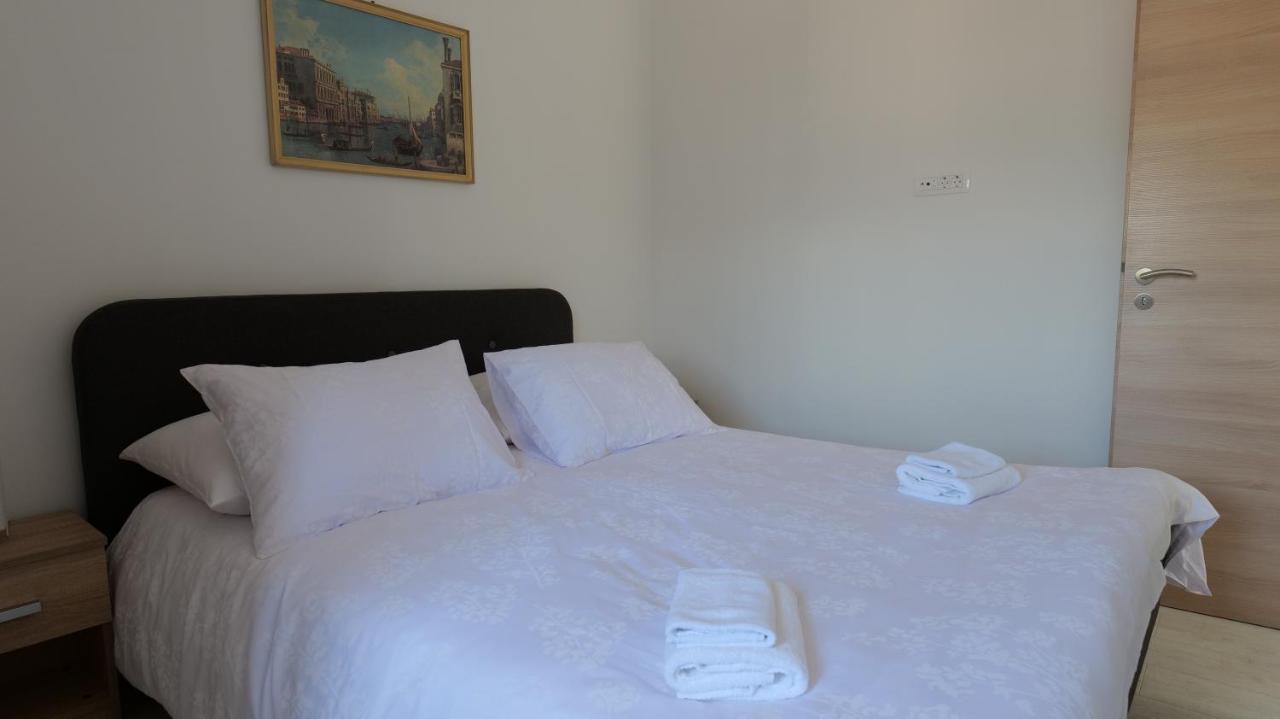 Apartmani Miki Split Buitenkant foto