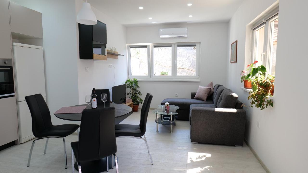 Apartmani Miki Split Buitenkant foto